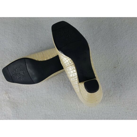 J. Renee Womens Champagne Pumps Size 6.5 Block Heel‎ Fiorella Faux Snake Print - Picture 3 of 6